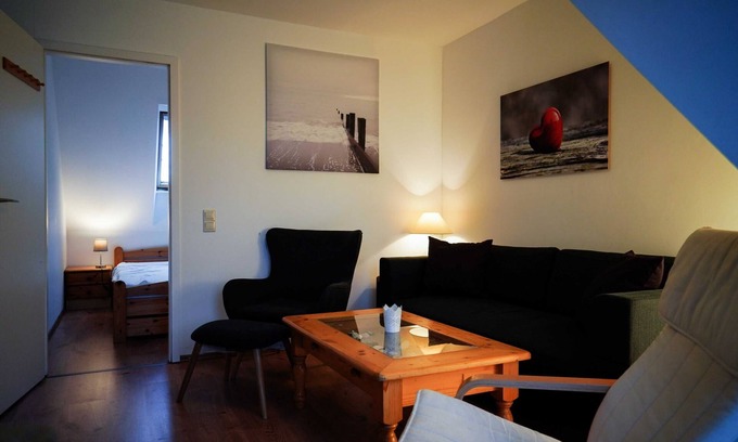 Steinberg Apartment | Vacation apartment Kutscherstube - Lindenhof