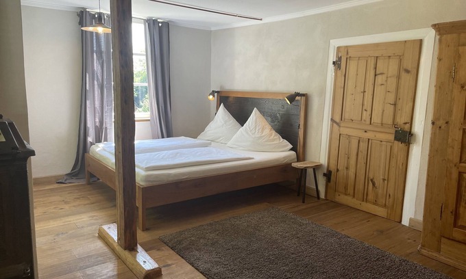 Ueberlingen Apartment | Vacation apartment Müllerwohnung - Historic Goldbachmühle Überlingen-Goldbach