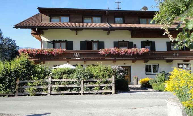 Mayrhofen Apartment | Vacation apartment Pension Eberharter Mayrhofen, centrally but quietly located