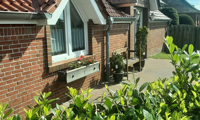 Wiesmoor Other | Vacation apartment to the lock barrier-free