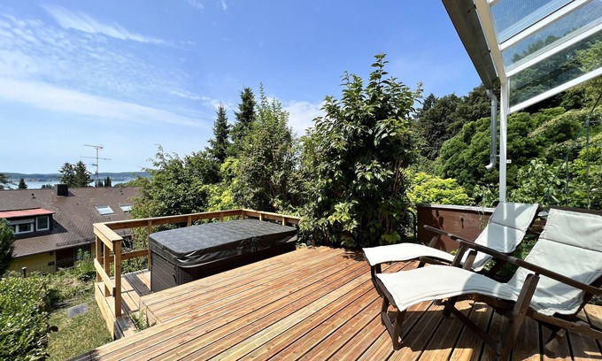 Ueberlingen House | Vacation apartment Wellnesshütte with whirlpool - Überlingen-Nußdorf