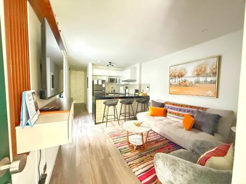 Barranco Apartment | Vacation Escape - Elegant Barranco Stay near Beach & Art