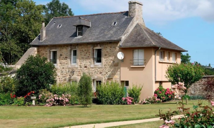 Treguier House | Vacation home A l'Orée du Bois (TRE100) in Tréguier - 5 persons, 2 bedrooms