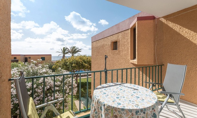 Poris de Abona House | Vacation Home 'Agua Y Sol 2' with Sea View, Shared Pool and Wi-Fi