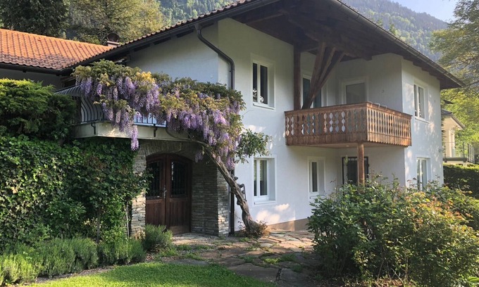 Sattendorf House | Vacation home on Lake Ossiach