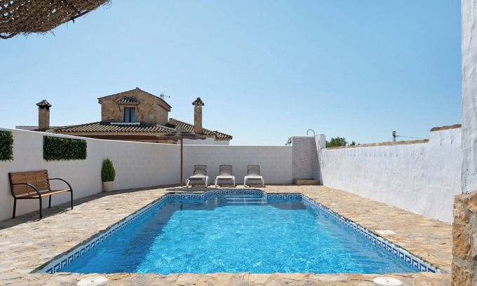 Conil de la Frontera House | Vacation Home "Casa Luype 1" with 2 Private Terraces, Shared Pool & Wi-Fi