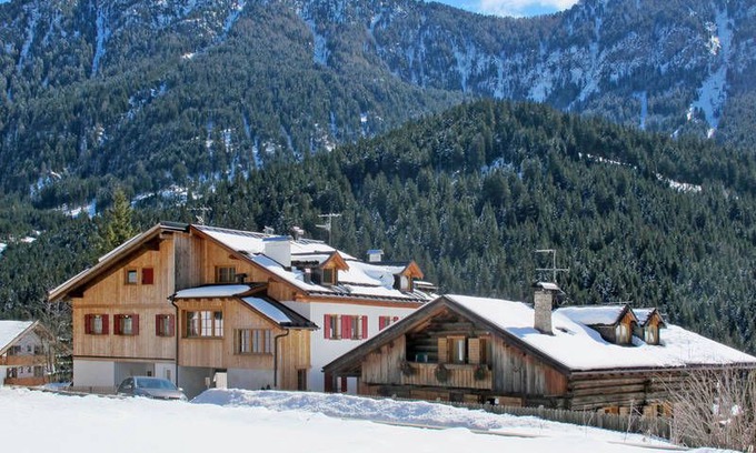 Mazzin House | Vacation home Casa Mantel in Mazzin di Fassa (TN), Fassa Valley Val di Fassa - 13 persons, 6 bedrooms