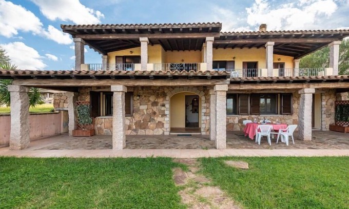 Siniscola House | Vacation home CASA POMPIA 5 in La Caletta - 6 persons, 2 bedrooms