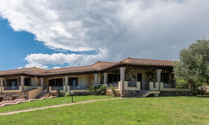 Siniscola House | Vacation home CASA POMPIA 3 in La Caletta - 6 persons, 2 bedrooms