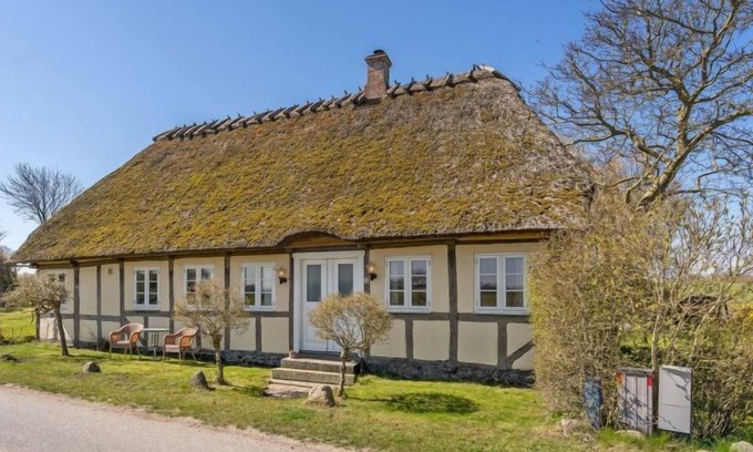 Humble House | Vacation home "Eve" - 2.4km from the sea in Funen in Humble - 4 persons, 2 bedrooms