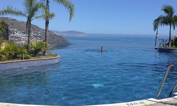 Velilla-Taramay House | Vacation Home "Excellent Views, Beach and Mountain" with Sea View, 2 Shared Pools & Wi-Fi