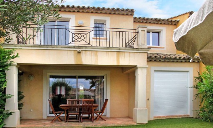 La Rouviere House | Vacation home Green Bastide (RSA250) in Roquebrune sur Argens - 4 persons, 1 bedrooms