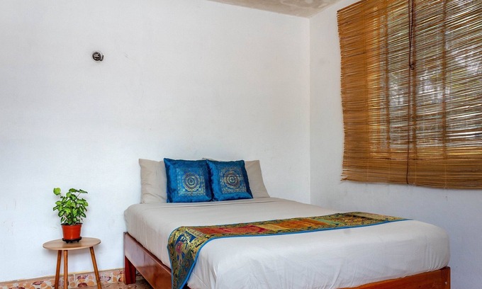 Bacalar Resort | Vacation home in Bacalar near the lagoon / Beach club access.
