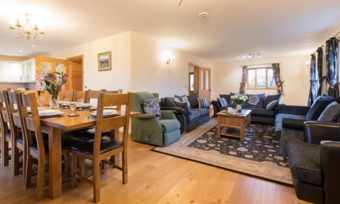 Brecon House | Vacation home Llety Crai in Swansea - 10 persons, 5 bedrooms