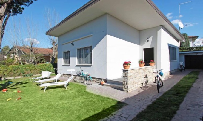 Forte dei Marmi House | Vacation home Matteo by Interhome