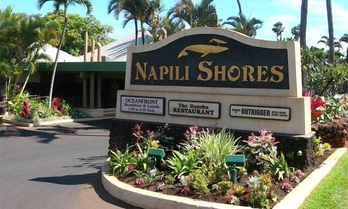 Napili Condo | Vacation in a Tropical ParadisenNapili Shores - C121 Studio n