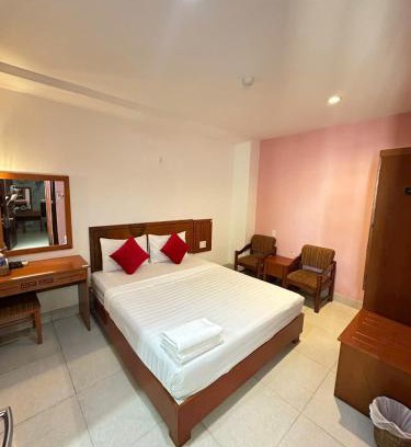 Downtown Ho Chi Minh City Hotel | Valen Hotel - Bui Vien Street