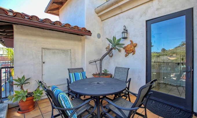 Downtown Condo | Valentina Suite 501 offers coastal mountain views, short walk to Pismo Pier