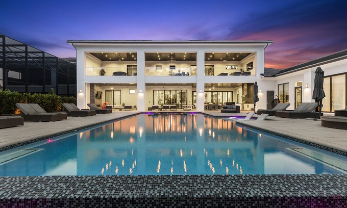 Reunion Villa | Valhalla Luxury Mansion in Reunion Resort with Vegas style Casino near Disney