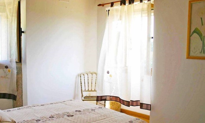 Covelo House | Valle de Barcia, Entire house, typical Galician construction on the mountain
