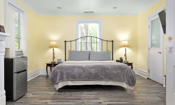 Huntsville Bed & Breakfast | Valley House B and B Huntsville Valley Suite