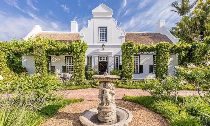 Stellenbosch House | Van der Stel Manor