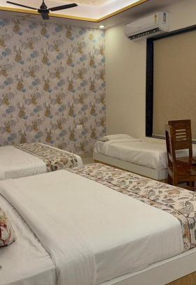 Amer Hotel | Vansh Palace
