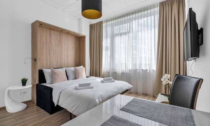 Wlochy Apartment | Varsovia Jerozolimskie Modern Studio