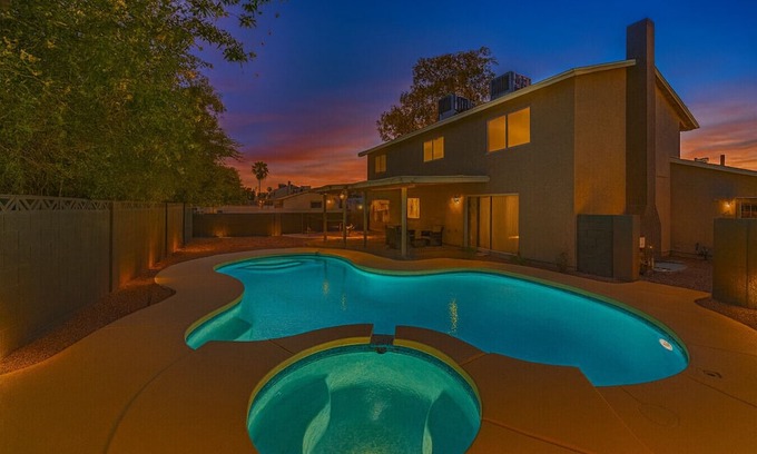 Chinatown Apartment | Vegas STRIP Modern Oasis, Private Pool, King Bed,
