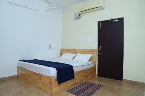Kuilapalayam Apartment | Vel's Home Stay