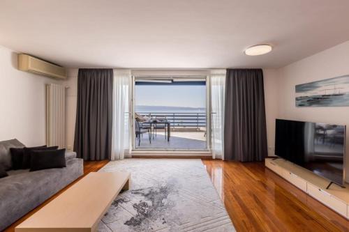 Znjan Apartment | VELEBOS SUPERIOR APARTMENT - spacious luxury four-room apartment on 220 m2 - panoramic view of the sea and islands - prestigious location by the sea to the new city center of Žnjan - top amenities - free garage parking space- BURALUX properties