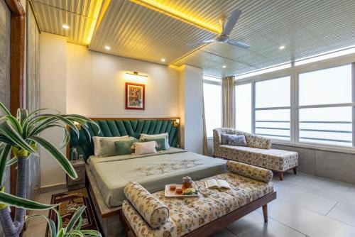 Barog House | Velvet Hills Barog