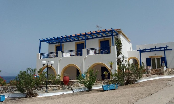 Agia Pelagia Apartment | Venardos Studios