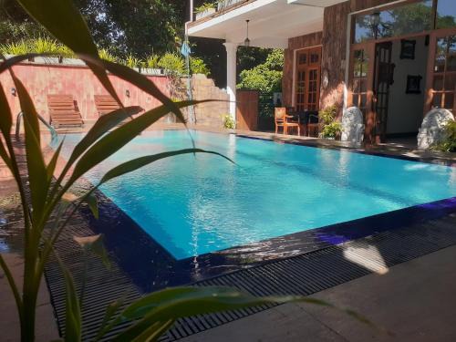 Sirimalwatta Hotel | Veraima Kandy