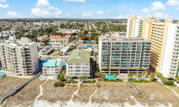 Ocean Drive Condo | Verandas 305- Oceanfront 3BR Condo-Oceanfront Pool- Walk to Main Street