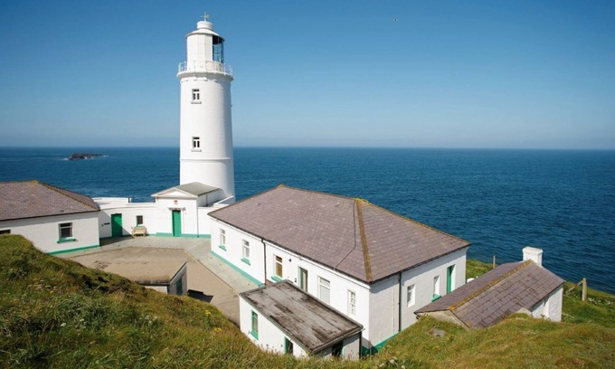 Padstow Cottage | Verity Cottage is one of four delightful cottages on this private site at Trevose Head Lighthouse