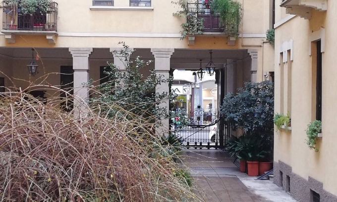 Central Station Apartment | Very central with all amenities 200mt from Central Station.