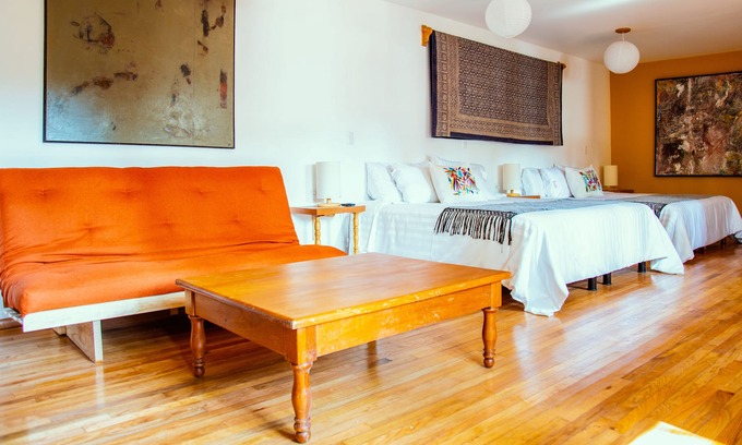 Del Carmen House | Very close to the House of Frida Kahlo!