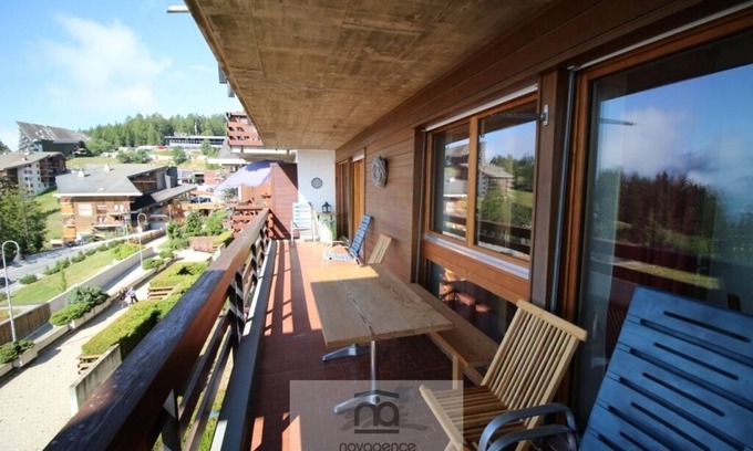 Anzere Apartment | Very nice 5-room flat (max 8 persons) with 4 bedrooms, in the centre of Anzère. Shops nearby, easy a