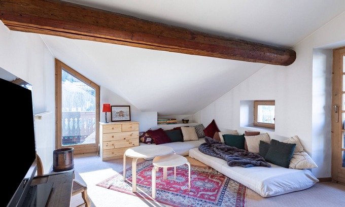 Le Praz Ski Chalet | Very Nice Chalet Near The Slopes Courchevel