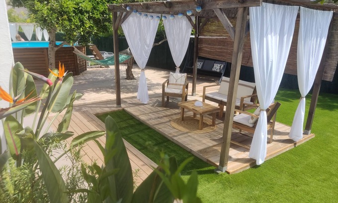 Santa Eulalia del Rio House | Very quiet and bright house, less than 2km from the port of Ibiza