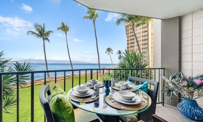 Kahana Condo | VI 206 OceanFront Studio w Ocean Views Pool
