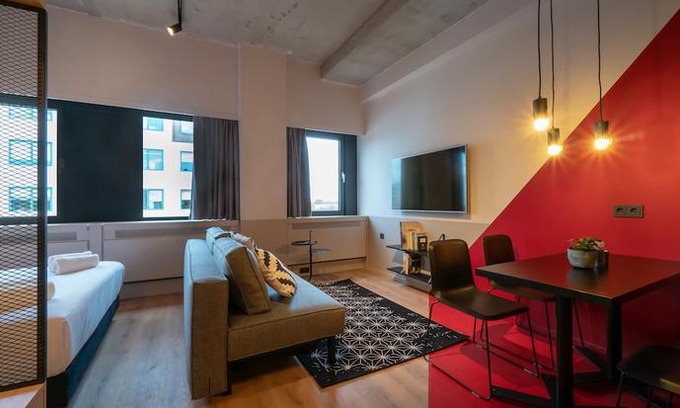 Diemen Hostel | Via Amsterdam