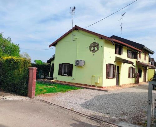 San Valentino House | Via Cantonina 1 di Diana