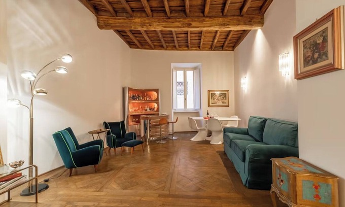 Rione VII Regola Apartment | Via Giulia Serviced Apartment, Campo de' Fiori