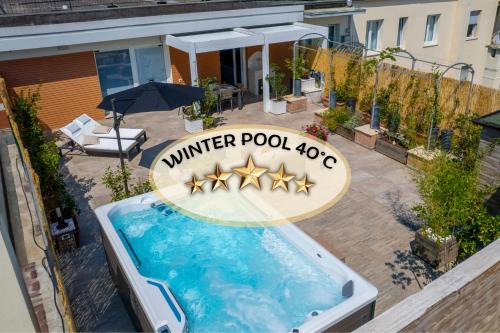 Historic Center Apartment | [Via Indipendenza] – Attico di lusso con Piscina