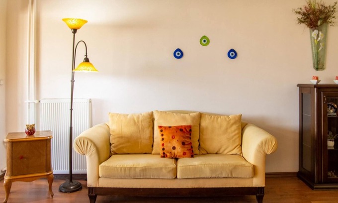 Karsiyaka Apartment | Vibrant Flat near Trendy Attractions in Karsiyaka