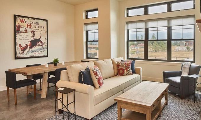 Victor House | Victor Loft #7 in amazing Victor Idaho