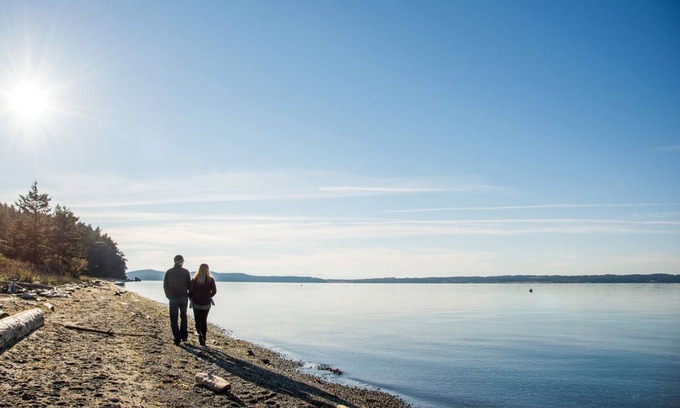 Lopez Island Apartment | 🌞Victorian Charm🌞Friendly,Not Stuffy.WalktoEverything.WIFI.#1TripAdvisor.Relax