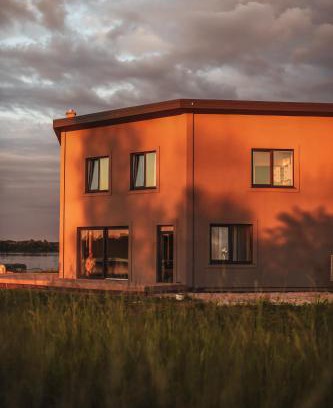Plavniekkalns Villa | Viesu māja Daugava